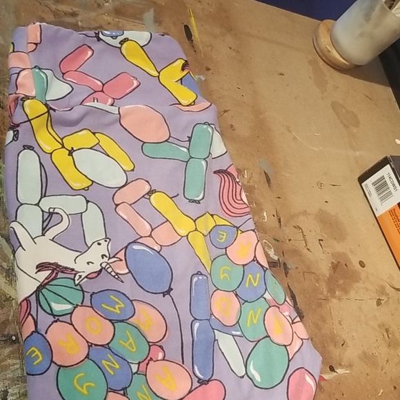 Lularoe Unicorn Leggings - Picture 3 of 3